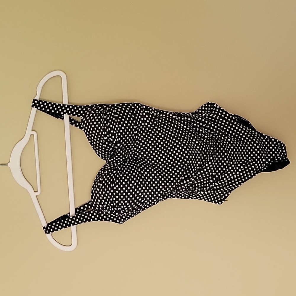 NIPTUCK Swim Size 6 Black & White Polka-dot One-Piece Swimsuit